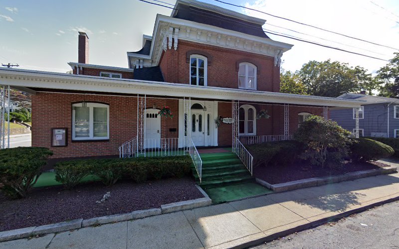 Gagnon and Costello Funeral Home Danielson Connecticut