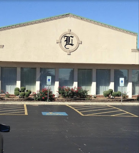 Funeral Services at Leak & Sons Funeral Chapels in Matteson, Illinois | FuneralHomes.fyi Leak & Sons Funeral Chapels Matteson Illinois