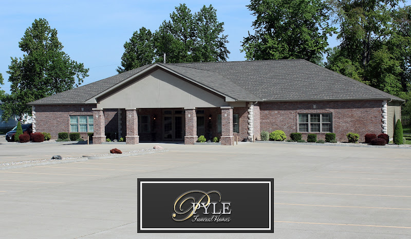 Funeral Services at Pyle Funeral Home in Johnston City, Illinois | FuneralHomes.fyi Pyle Funeral Home Johnston City Illinois