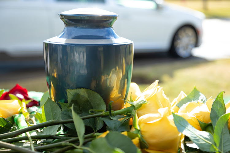 Funeral Services at Kull Funeral Home in Altamont, Illinois | FuneralHomes.fyi Kull Funeral Home Altamont Illinois