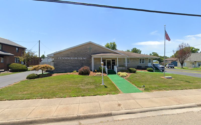 Funeral Services at Smith Funeral Home in Lawrenceville, Illinois | FuneralHomes.fyi Smith Funeral Home Lawrenceville Illinois