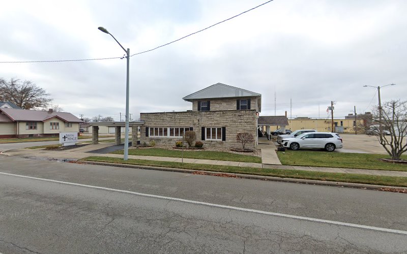 Funeral Services at Irvin Macz Funeral Home in Centralia, Illinois | FuneralHomes.fyi Irvin Macz Funeral Home Centralia Illinois