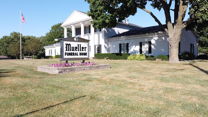 Funeral Services at Mueller Funeral Home Ottawa in Ottawa, Illinois | FuneralHomes.fyi Mueller Funeral Home Ottawa Ottawa Illinois