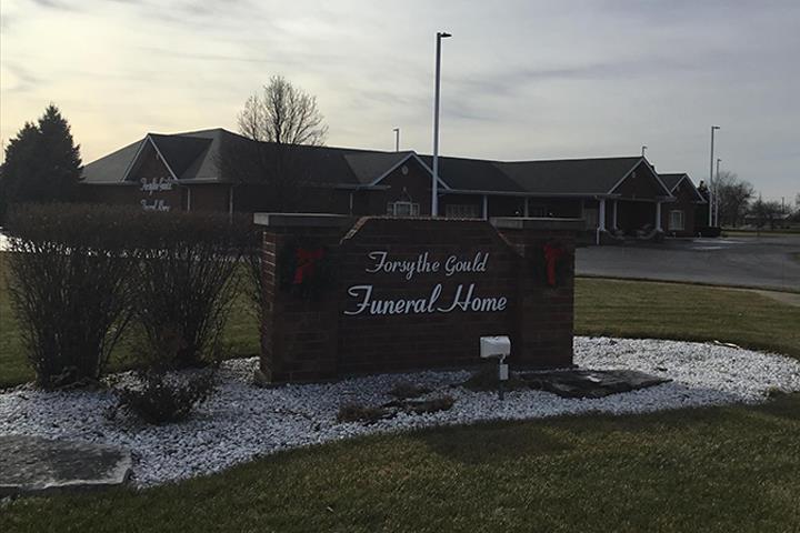 Funeral Services at Forsythe Gould Funeral Home in Manhattan, Illinois | FuneralHomes.fyi Forsythe Gould Funeral Home Manhattan Illinois