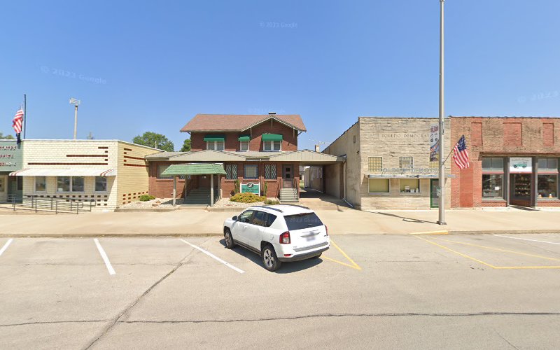 Funeral Services at Barkley Funeral Chapel in Toledo, Illinois | FuneralHomes.fyi Barkley Funeral Chapel Toledo Illinois
