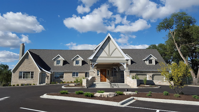 Funeral Services at Duffy-Baier-Snedecor Funeral Home in Pontiac, Illinois | FuneralHomes.fyi Duffy-Baier-Snedecor Funeral Home Pontiac Illinois