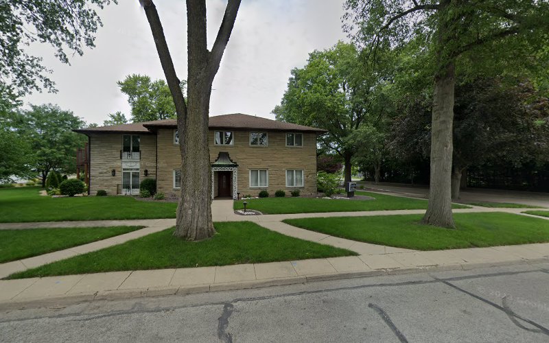 Funeral Services at Duffy-Pils Memorial Homes in Fairbury, Illinois | FuneralHomes.fyi Duffy-Pils Memorial Homes Fairbury Illinois