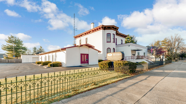 Funeral Services at Hathaway-Myers Chapel in Columbus, Indiana | FuneralHomes.fyi Hathaway-Myers Chapel Columbus Indiana