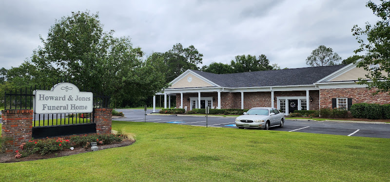 Funeral Services at Howard & Jones Funeral Home in Jesup, Georgia | FuneralHomes.fyi Howard & Jones Funeral Home Jesup Georgia
