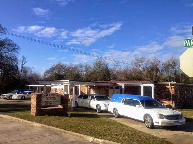 Funeral Services at Frank and Solomon Nixon Funeral Home in Tifton, Georgia | FuneralHomes.fyi Frank and Solomon Nixon Funeral Home Tifton Georgia