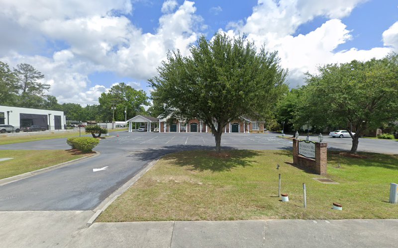 Funeral Services at Richmond Hill Funeral Home in Richmond Hill, Georgia | FuneralHomes.fyi Richmond Hill Funeral Home Richmond Hill Georgia