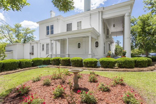 Thompson-Strickland-Waters Funeral Home Sylvania Georgia