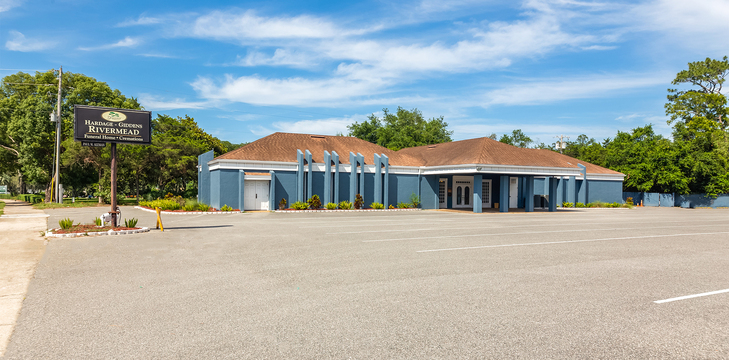 Funeral Services at Hardage-Giddens Rivermead Funeral Home in Orange Park, Florida | FuneralHomes.fyi Hardage-Giddens Rivermead Funeral Home Orange Park Florida