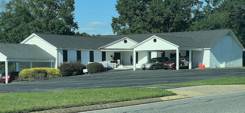 Funeral Services at Good Shepherd Funeral Home Parnick Jennings, Sr. Memorial Chapel in Rome, Georgia | FuneralHomes.fyi Good Shepherd Funeral Home Parnick Jennings, Sr. Memorial Chapel Rome Georgia