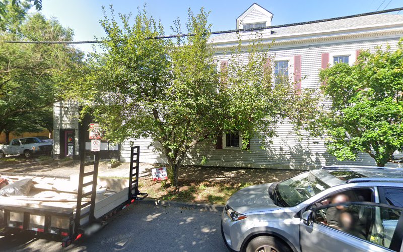 Funeral Services at LouisvilleMemorials.com in Louisville, Kentucky | FuneralHomes.fyi LouisvilleMemorials.com Louisville Kentucky