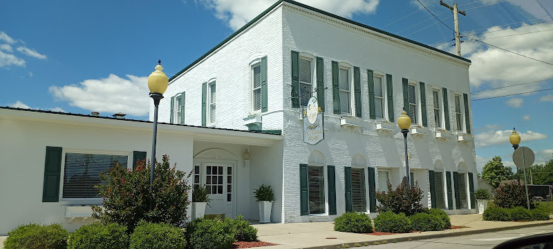 Adams Family Funeral Home and Crematory Crothersville Indiana