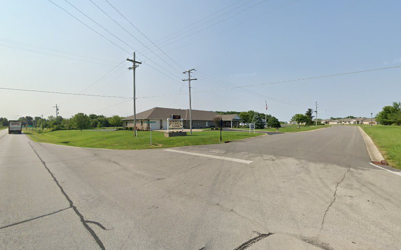 Funeral Services at Stratton Karsteter Funeral in Versailles, Indiana | FuneralHomes.fyi Stratton Karsteter Funeral Versailles Indiana