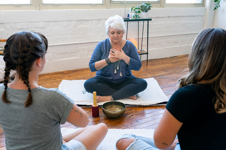 Funeral Services at Lauri Ingram: Liminal Studio for Spiritual Coaching in Bethany, Connecticut | FuneralHomes.fyi Lauri Ingram: Liminal Studio for Spiritual Coaching Bethany Connecticut