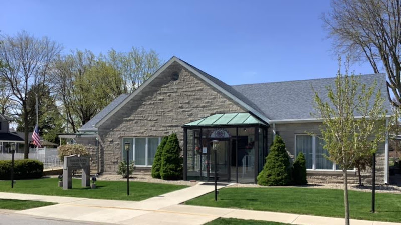 Funeral Services at Hampton Gentry Funeral Home in Plainfield, Indiana | FuneralHomes.fyi Hampton Gentry Funeral Home Plainfield Indiana