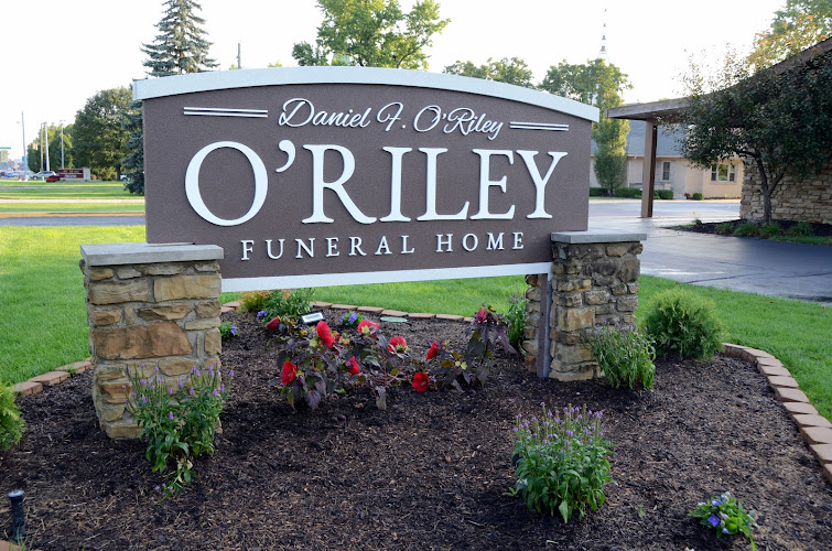 Funeral Services at O’Riley – Branson Funeral Service & Crematory in Indianapolis, Indiana | FuneralHomes.fyi O’Riley – Branson Funeral Service & Crematory Indianapolis Indiana