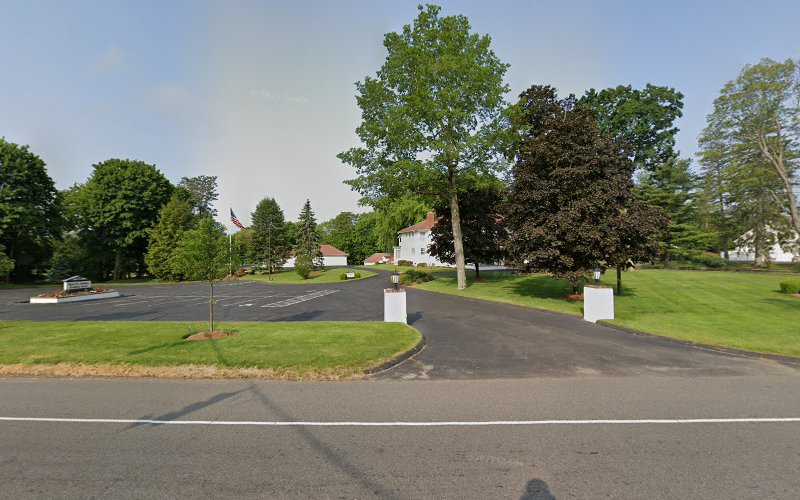 Cyril F Mullins Funeral Homes Trumbull Connecticut