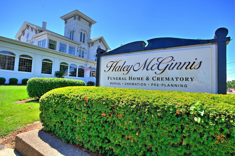 Funeral Services at Haley-McGinnis Funeral Home & Crematory in Owensboro, Kentucky | FuneralHomes.fyi Haley-McGinnis Funeral Home & Crematory Owensboro Kentucky