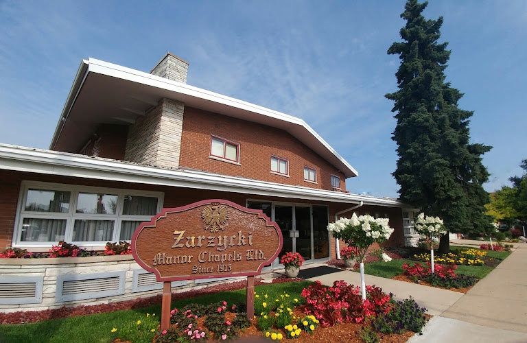 Funeral Services at Zarzycki Manor Chapels, Ltd. in Chicago, Illinois | FuneralHomes.fyi Zarzycki Manor Chapels, Ltd. Chicago Illinois