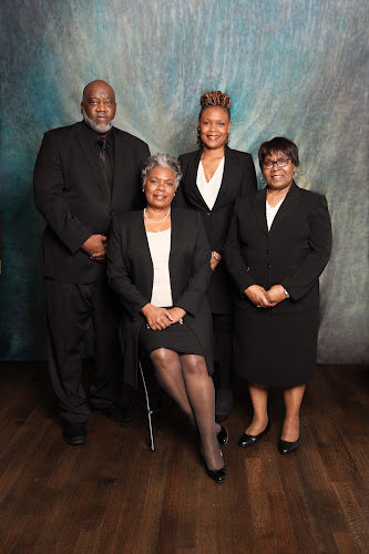 Wallace Harrison Funeral Home Chicago Illinois