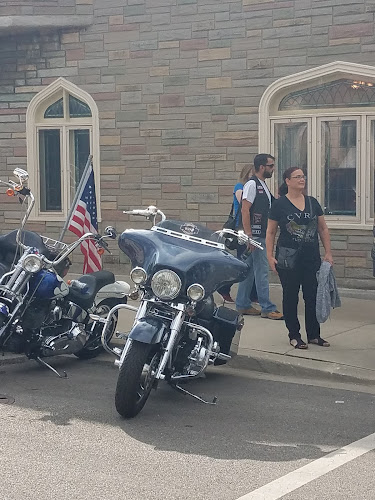 Funeral Services at Thomas McInerney’s Sons Funeral Home in Chicago, Illinois | FuneralHomes.fyi Thomas McInerney’s Sons Funeral Home Chicago Illinois