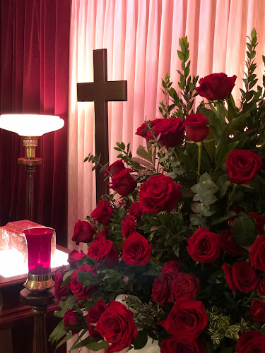 Funeral Services at Kolbus-John V. May Funeral Home in Chicago, Illinois | FuneralHomes.fyi Kolbus-John V. May Funeral Home Chicago Illinois