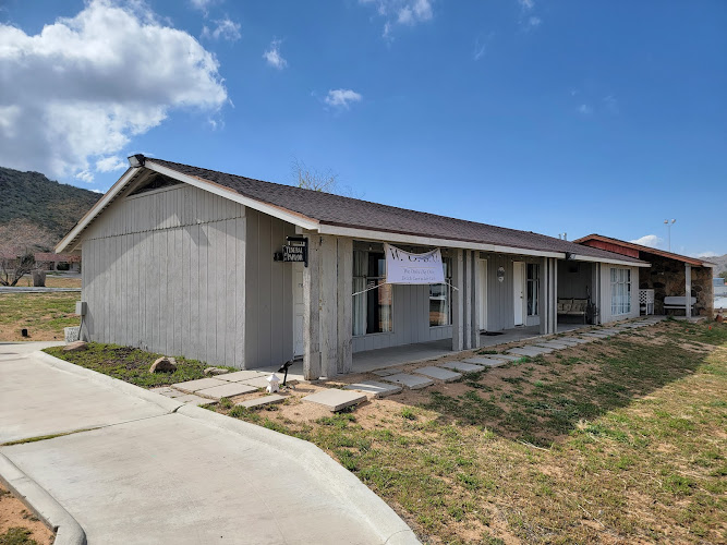 Happy Trails Funeral Parlor Apple Valley California