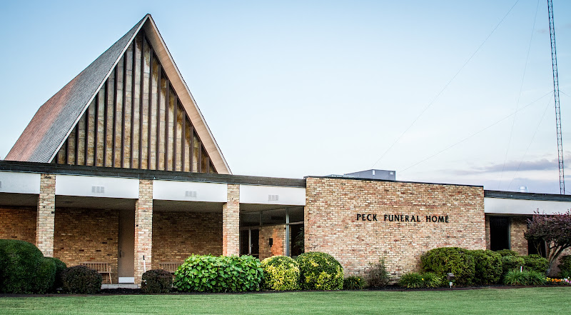 Funeral Services at Peck Funeral Home in Hartselle, Alabama | FuneralHomes.fyi Peck Funeral Home Hartselle Alabama