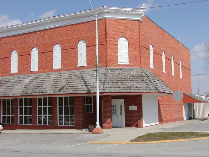 Funeral Services at Snyder & Hollenbaugh Funeral & Cremation Services in Lone Tree, Iowa | FuneralHomes.fyi Snyder & Hollenbaugh Funeral & Cremation Services Lone Tree Iowa