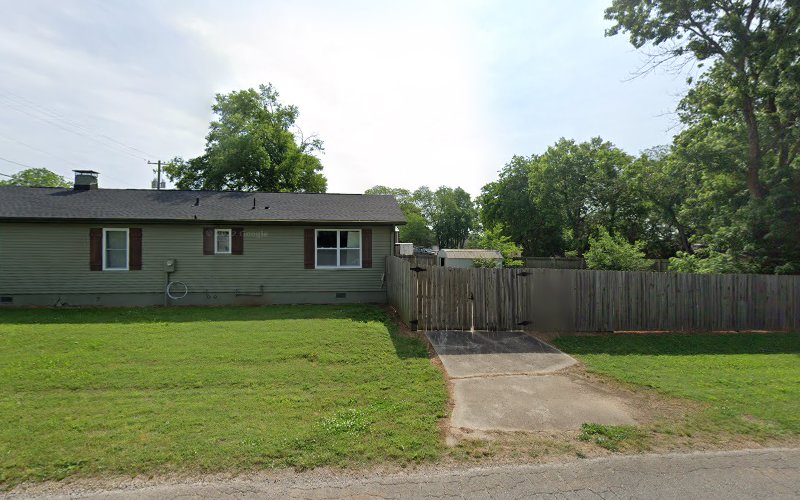 Funeral Services at Brison Memorial Chapel in Huntsville, Alabama | FuneralHomes.fyi Brison Memorial Chapel Huntsville Alabama