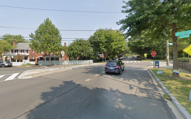 Funeral Services at Chambers Crematory Services in Washington, District of Columbia | FuneralHomes.fyi Chambers Crematory Services Washington District of Columbia