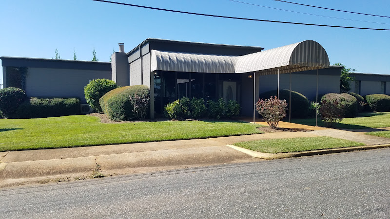 Funeral Services at Lifesong Funerals & Cremations in Quincy, Florida | FuneralHomes.fyi Lifesong Funerals & Cremations Quincy Florida