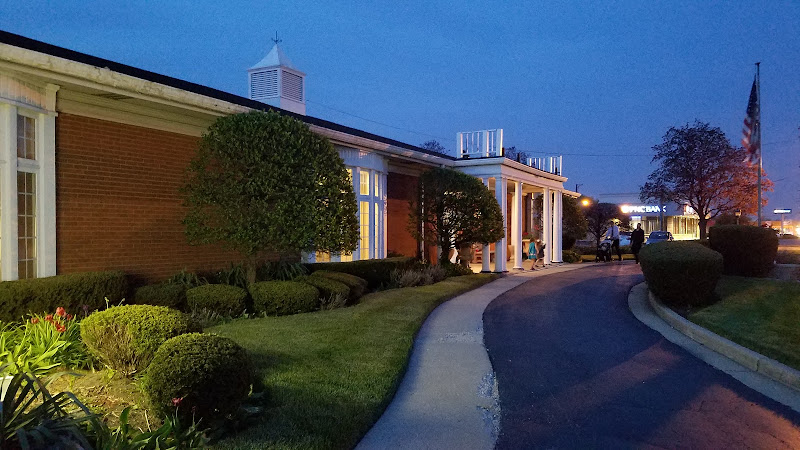 Funeral Services at Andersen-Morgan Franklin Park Funeral Home in Franklin Park, Illinois | FuneralHomes.fyi Andersen-Morgan Franklin Park Funeral Home Franklin Park Illinois