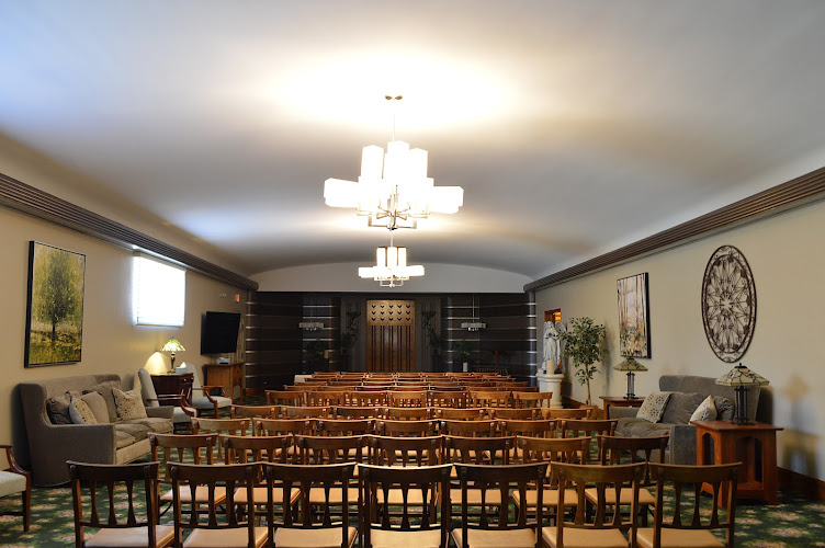 Funeral Services at Parkwyn Funeral Home and Crematory in Berwyn, Illinois | FuneralHomes.fyi Parkwyn Funeral Home and Crematory Berwyn Illinois