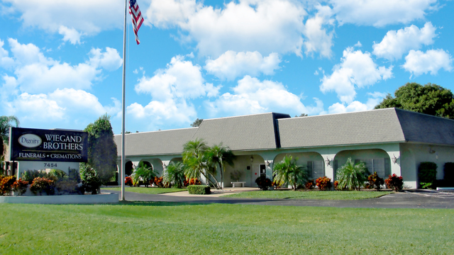 Robert Toale and Sons Funeral Home – Wiegand Chapel Sarasota Florida