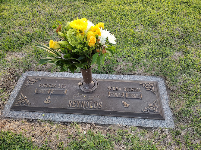 Hopewell Funeral Home & Memorial Gardens Plant City Florida