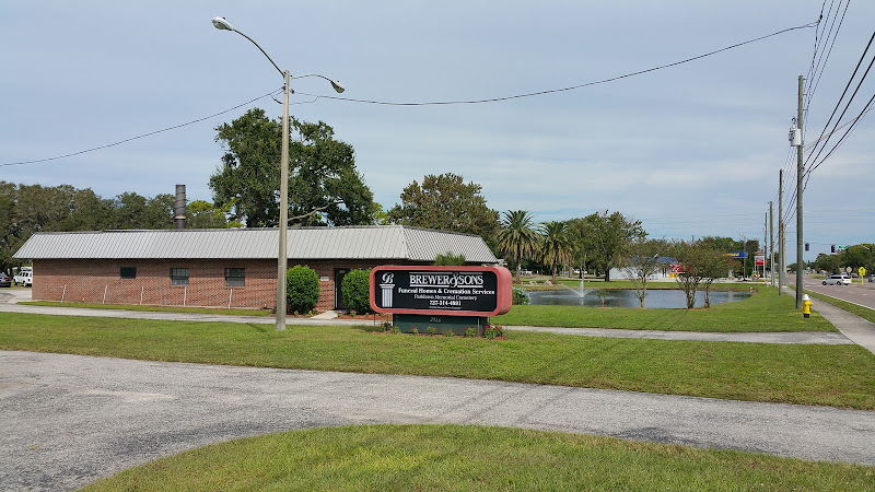 Funeral Services at Brewer & Sons Funeral Homes at Parklawn Memorial Cemetery in Dunedin, Florida | FuneralHomes.fyi Brewer & Sons Funeral Homes at Parklawn Memorial Cemetery Dunedin Florida