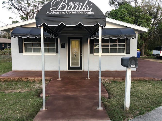 Sean A Banks Mortuary Avon Park Florida