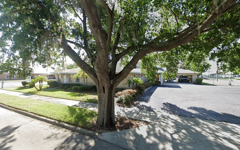 Funeral Services at Morris Funeral Chapel in Sebring, Florida | FuneralHomes.fyi Morris Funeral Chapel Sebring Florida