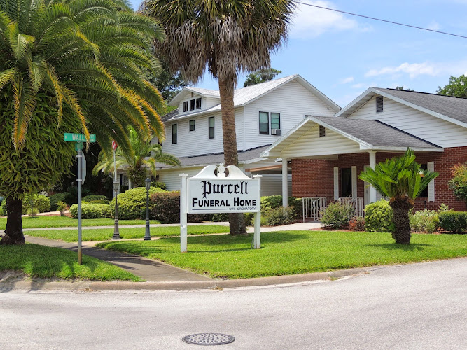 Funeral Services at Beyers Funeral Home & Crematory – Purcell Chapel in Bushnell, Florida | FuneralHomes.fyi Beyers Funeral Home & Crematory – Purcell Chapel Bushnell Florida
