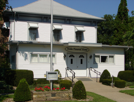 Funeral Services at Holm Funeral Home in Sigourney, Iowa | FuneralHomes.fyi Holm Funeral Home Sigourney Iowa