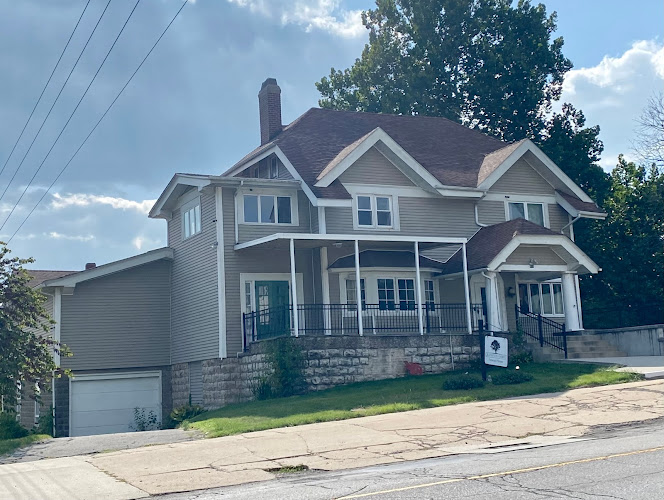 Funeral Services at Cranston Family Funeral Home in Eldon, Iowa | FuneralHomes.fyi Cranston Family Funeral Home Eldon Iowa