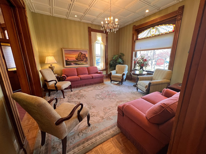 Funeral Services at Bybee & Davis Funeral Home in Knoxville, Iowa | FuneralHomes.fyi Bybee & Davis Funeral Home Knoxville Iowa