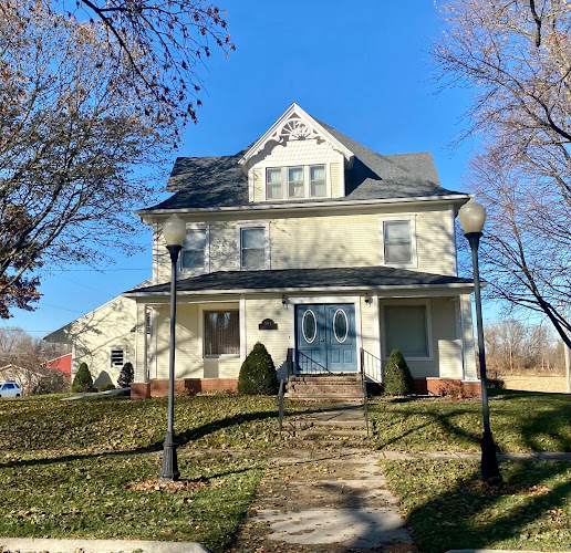 Funeral Services at Boeke Funeral Homes in Hubbard, Iowa | FuneralHomes.fyi Boeke Funeral Homes Hubbard Iowa