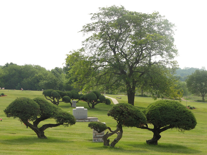 Funeral Services at Sunset Memorial Chapel in Des Moines, Iowa | FuneralHomes.fyi Sunset Memorial Chapel Des Moines Iowa