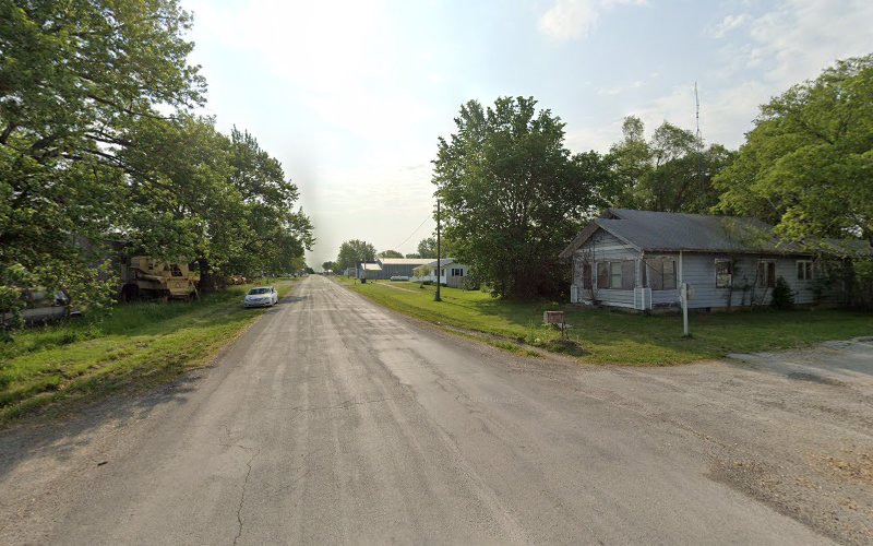 Funeral Services at Roberson Funeral Homes in Gilman City, Missouri | FuneralHomes.fyi Roberson Funeral Homes Gilman City Missouri